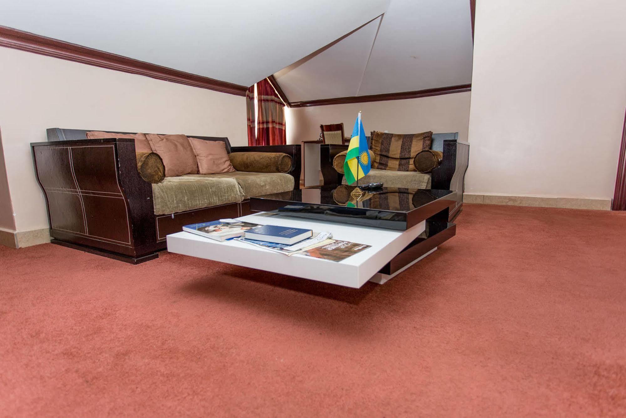 Legend Boutique Hotel คิกาลี ภายนอก รูปภาพ